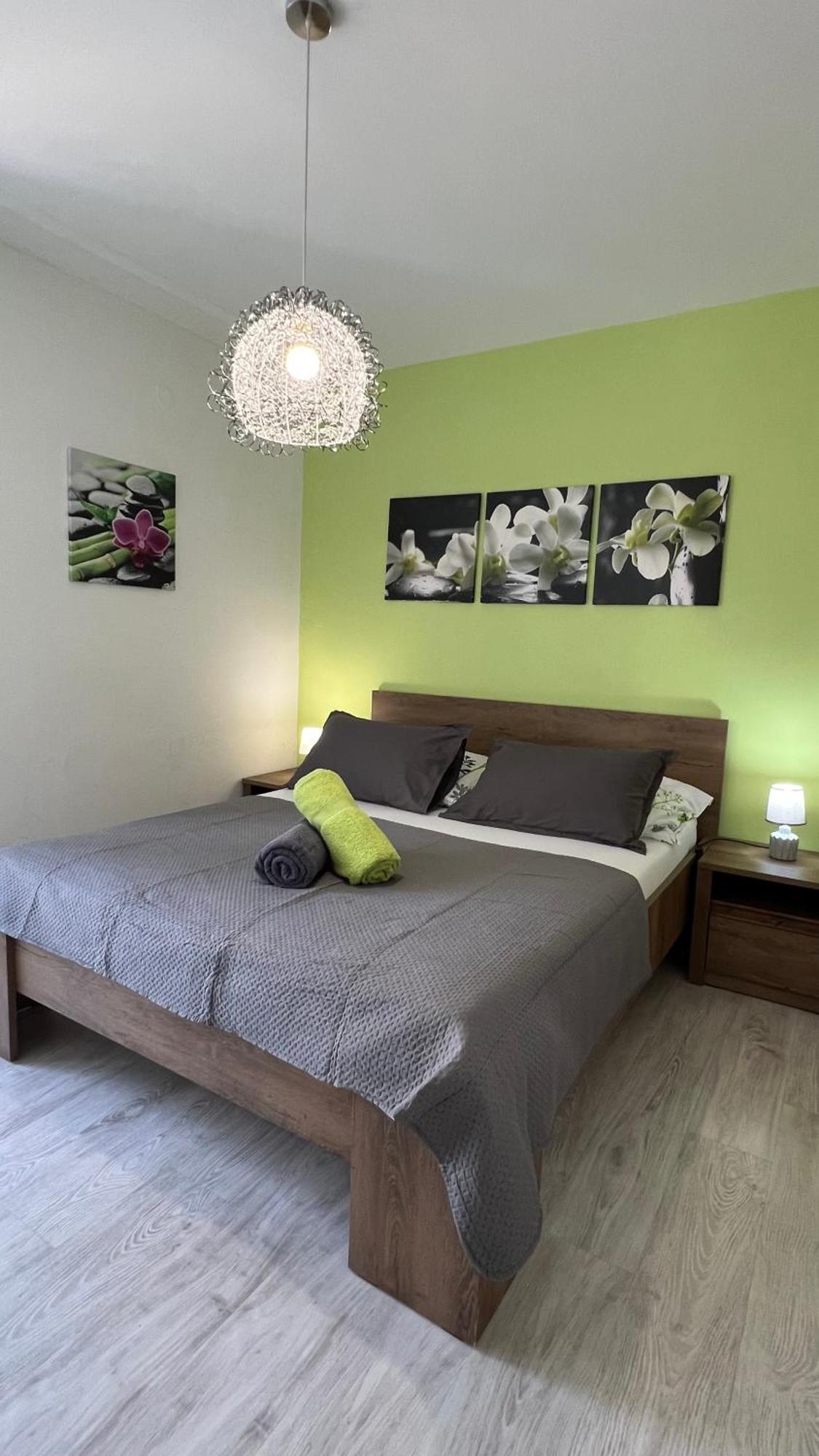 Lilikoi Apartment Mostar Esterno foto